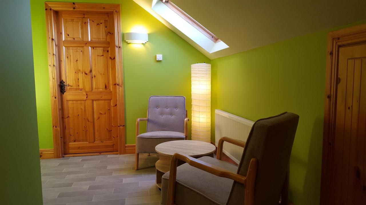 Leroy'S Lodge Headford ภายนอก รูปภาพ