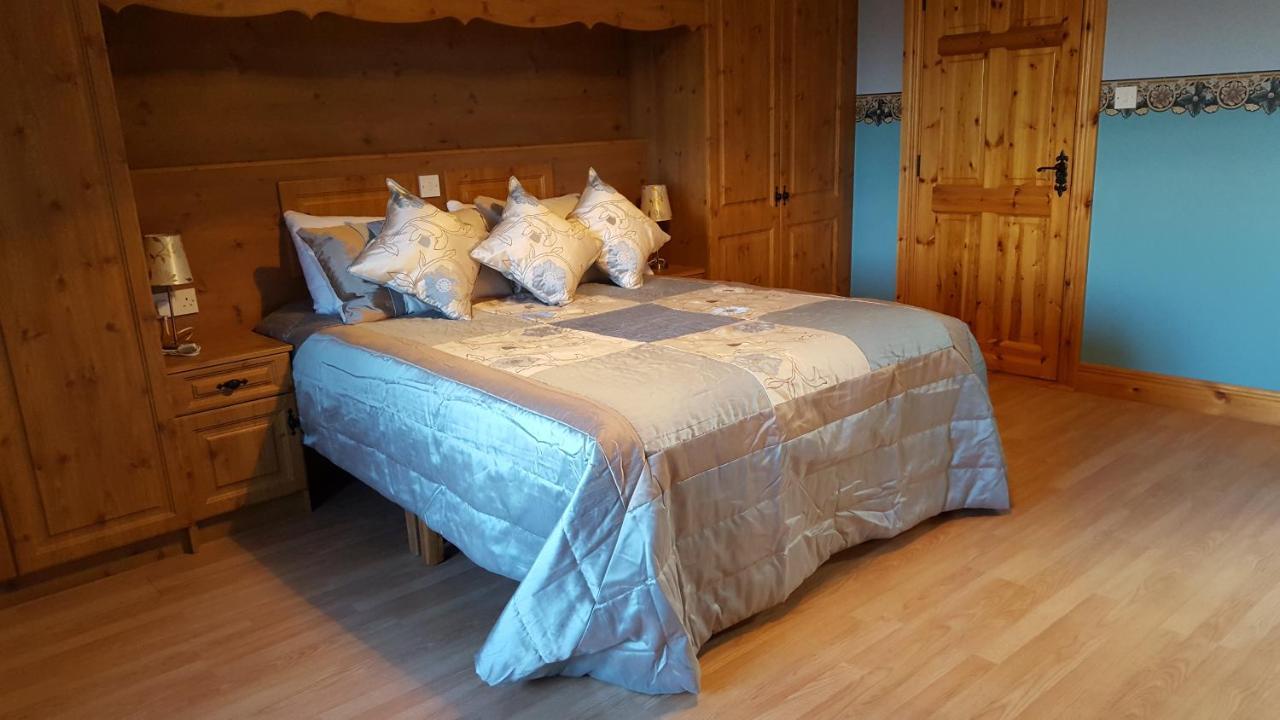 Leroy'S Lodge Headford ภายนอก รูปภาพ